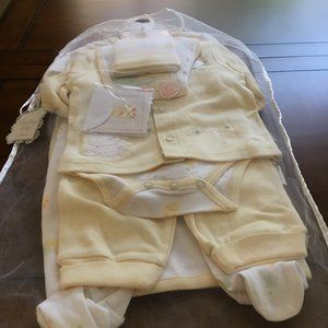 Sterling 7-piece gift set with carry bag & gift card.